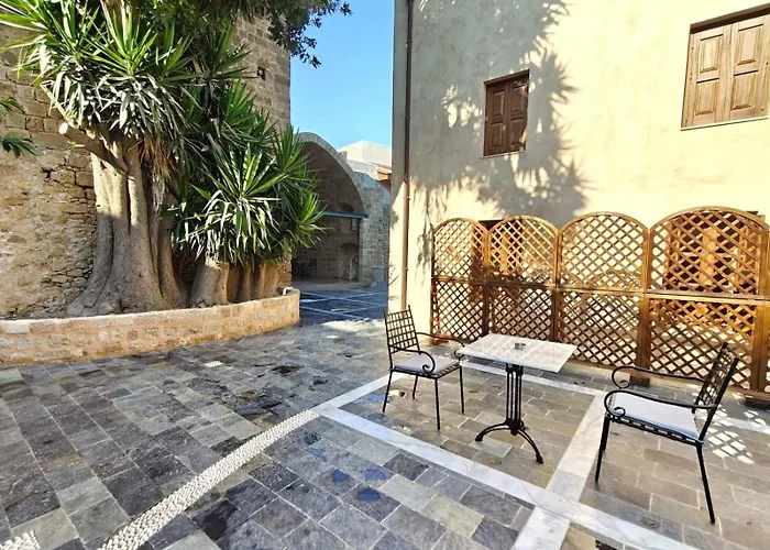 Szálloda Fabrizio Del Carretto 5*