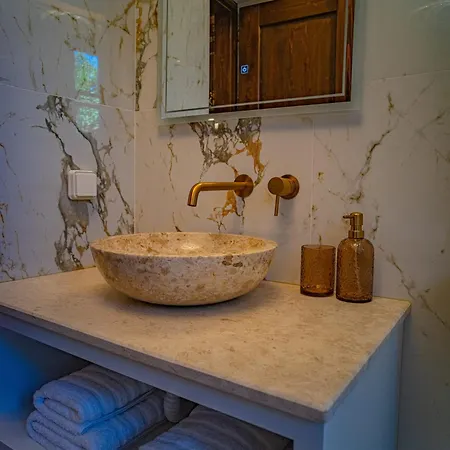 Hotel Fabrizio Del Carretto 5*