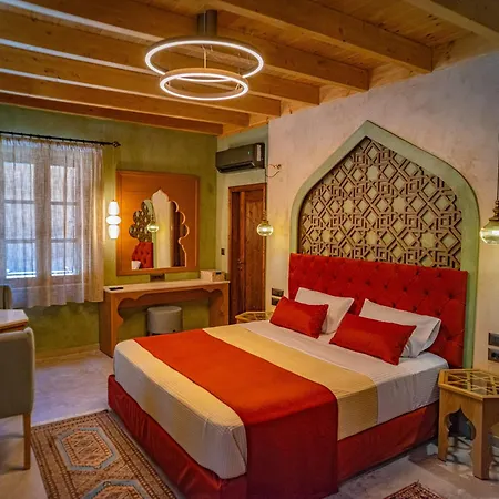 Fabrizio Del Carretto Hotel