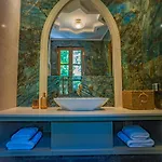 Hotel Fabrizio Del Carretto 5*