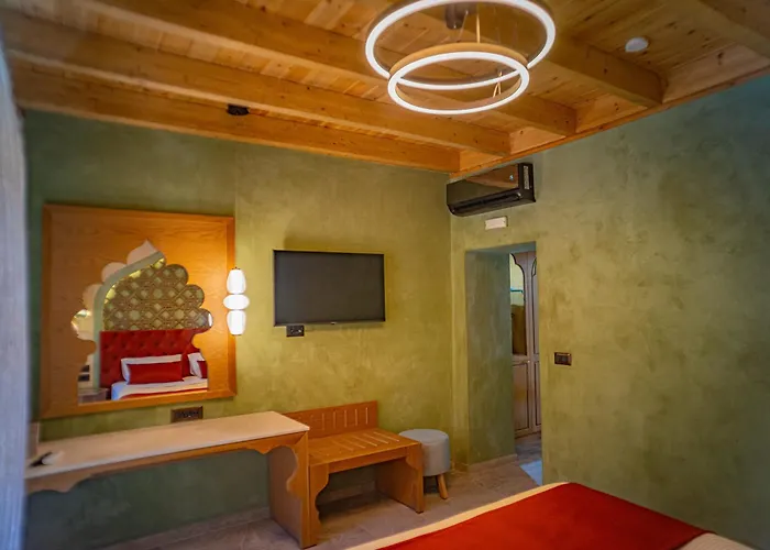 Fabrizio Del Carretto Rhodes City