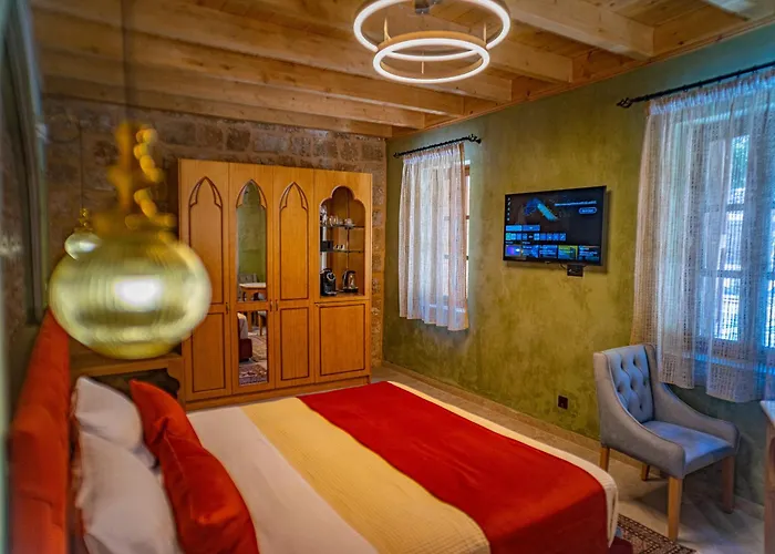 Fabrizio Del Carretto فندق