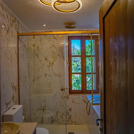 호텔 Fabrizio Del Carretto 5*